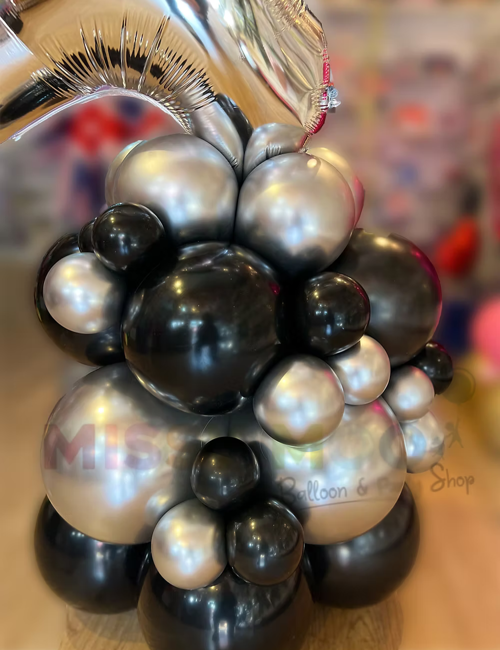 Double Number Stand Up - Classic Design