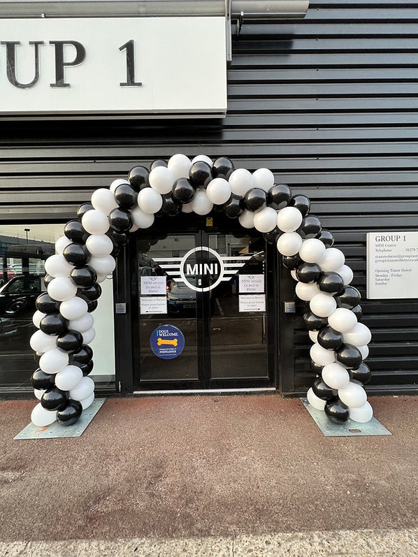 Swirl Balloon Arch
