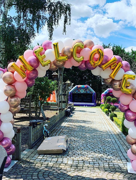 Swirl Balloon Arch