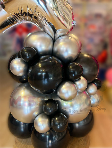 Double Number Silver&Black Stand Up Display